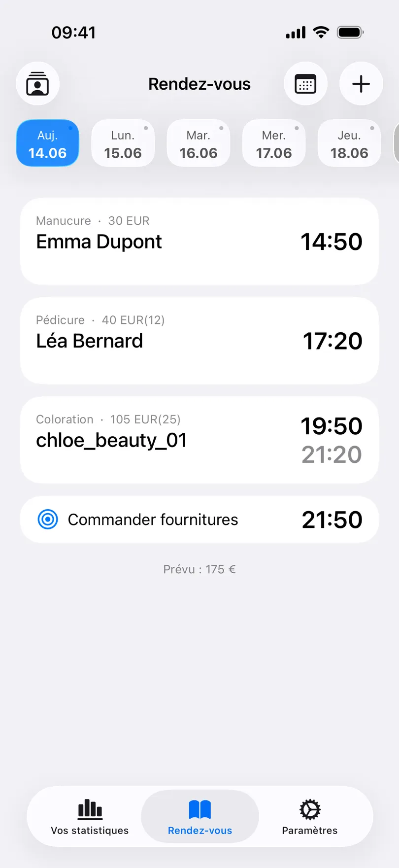 L’onglet Rendez-vous de My Clients : la bande des jours, les rendez-vous du jour d’Emma Dupont, Léa Bernard et chloe_beauty_01 avec leur prestation, leur prix et leur heure, un rappel personnel et le total prévu de la journée en bas