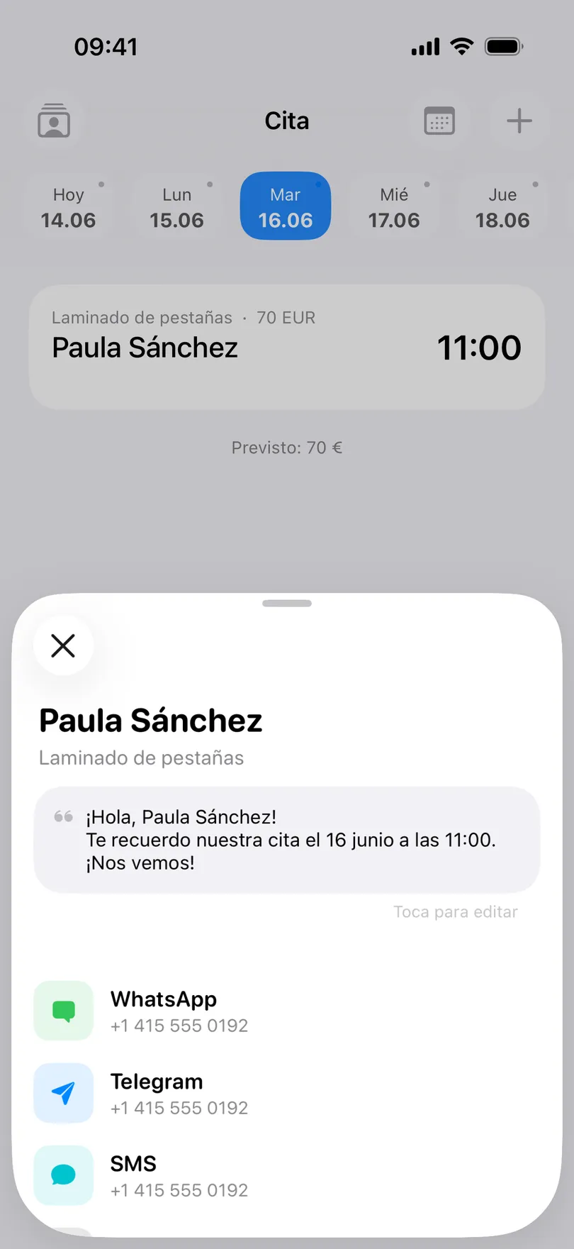 La pantalla de Notificar al cliente en la app My Clients, con el recordatorio ya redactado y las opciones de WhatsApp, Telegram y SMS